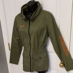 NWT Bench jacket medium